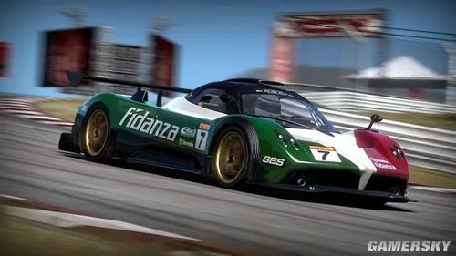 《极品飞车13:变速》Xbox360和PSP版下载放出