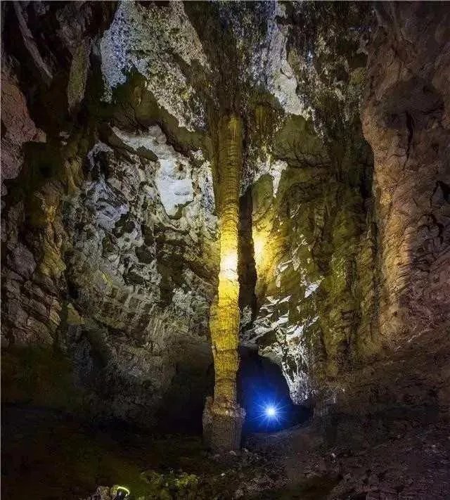 地下喀斯特地貌的溶洞有什么