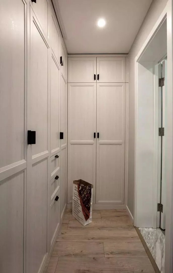 衣帽间装修效果图：衣帽间这么设计，你还能再放200件！