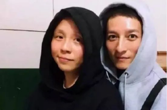 李维嘉龙丹妮是怎么回事 谁能想到龙丹妮竟是李维嘉老婆