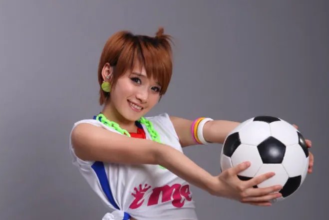 易易紫李汶翰分手原因