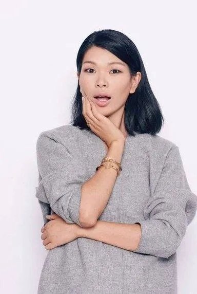 吕燕：被称为“中国第一丑模”，却嫁法国贵族，她到底有什么本事？