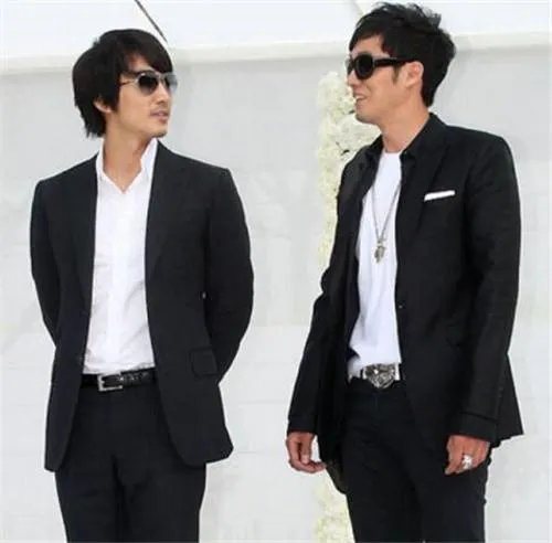 男士婚礼服装搭配2017　男士参加婚礼怎么穿好