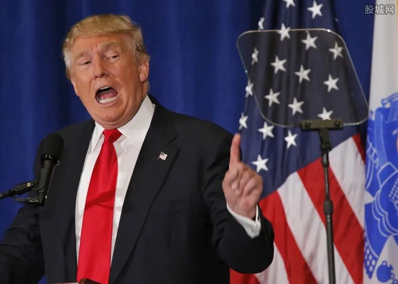 特朗普检查病毒阳性？ 他身边又有人确诊了