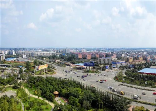 离成都最近不限购区域