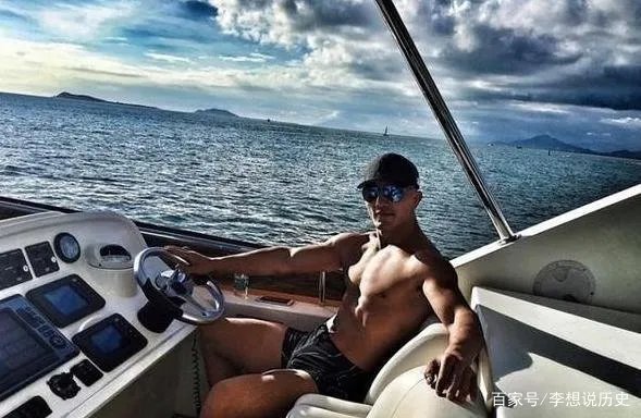 33岁武僧一龙身家过亿,那他近况如何?