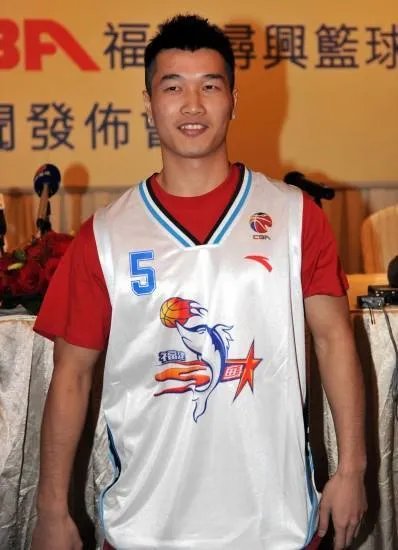CBA有史以来，哪些球员身高不到1米8，实力却很强？