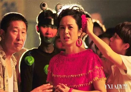 幸福来敲门蒋雯丽孙淳主演的电视剧集掀荧屏情感剧风暴