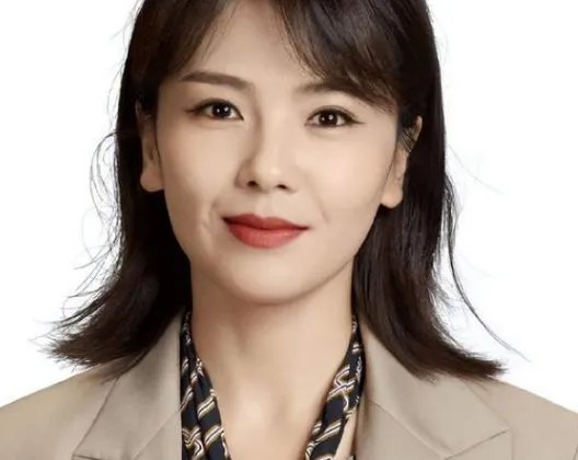 刘涛离婚风波后被偶遇，身形消瘦宛如纸片人，你怎么看？