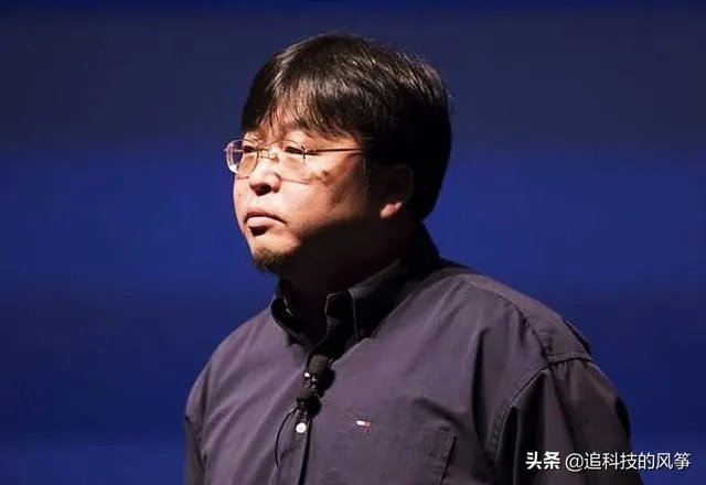 如何看待孙宇晨欲百万年薪聘请罗永浩「卖艺」？