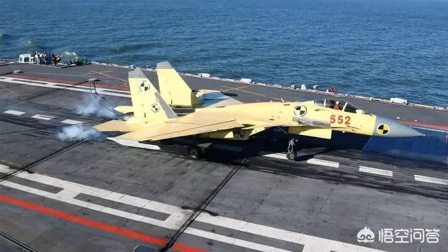 辽宁舰改造完毕今已出海，4月23日海军节阅舰式，双航母编队可期待吗？