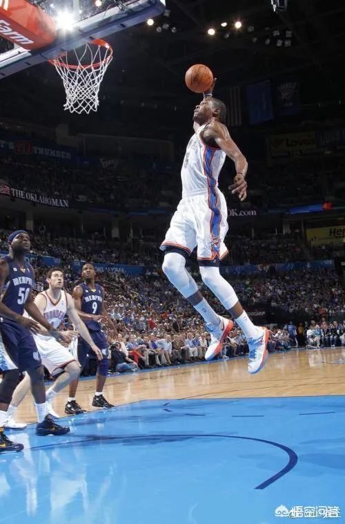 科里森成为雷霆队史首位退役球衣的队员，杜兰特的35号球衣也会在雷霆退役吗？