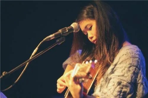 求花粥《归去来兮》歌词