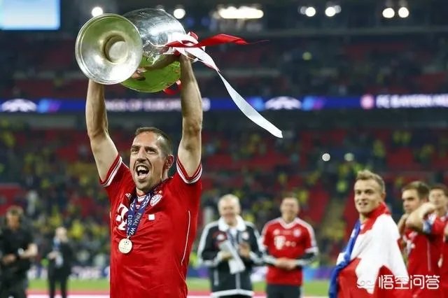 拜仁无意续约36岁的里贝里,罗本赛季末离队,罗贝里组合将谢幕,你怎么看?