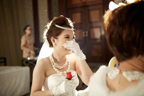 适合婚礼的歌曲有哪些     唱什么歌祝福闺蜜结婚