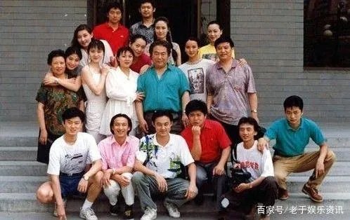 海清黄磊为恩师庆生 海清和黄磊原来是这样的关系