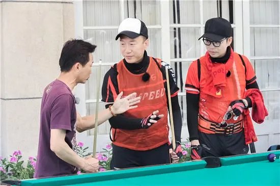 如何评价孙红雷在《极限挑战》中的人品？