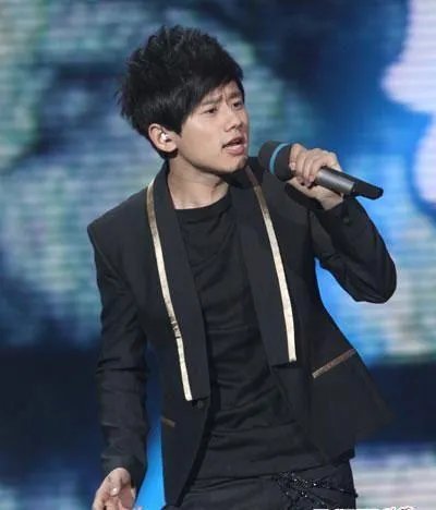 苏醒李炜事件张杰关门 打架竟是为了一女生