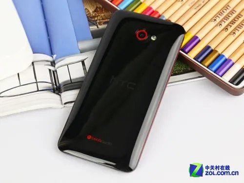 双卡蝴蝶机 HTC Butterfly S仅售4299