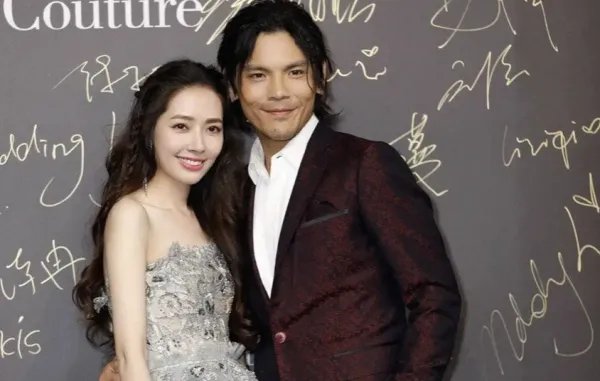 郭碧婷向佐疑似婚变，向太发文暗藏深意，被指暗示儿媳包容知感恩，怎么看？