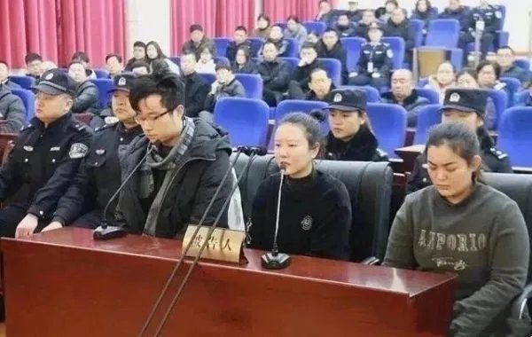 玛莎拉蒂撞宝马2死4伤案，醉驾女司机被判无期，她为什么没被判死刑