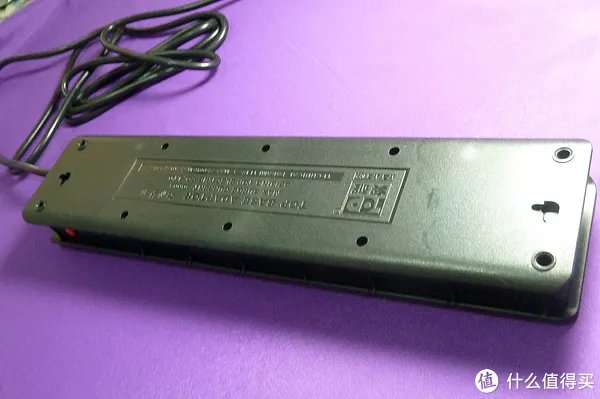 精益求精 突破自我——评测突破保镖系列六位插座