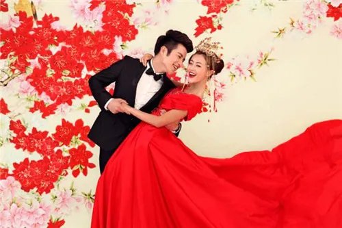 中国新娘婚纱照欣赏 2017中国新娘发型盘点