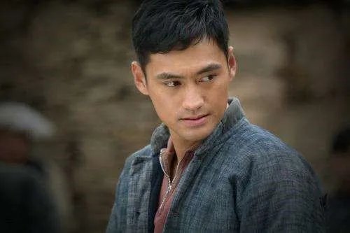 袁弘当时参加张歆艺的婚礼，现在俩人又在一起了，是因为当时有情无缘吗？