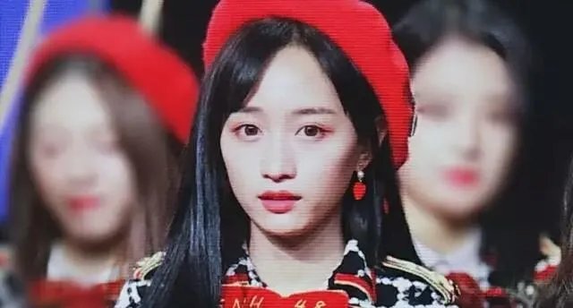 通过最近李艺彤的一系列事件,你对黄婷婷有了什么新的认识?