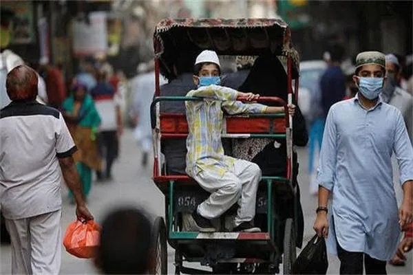 被迫滞留在印度的中国人，其生活有什么变化吗？