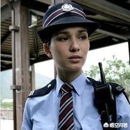 韩庚卢靖姗公开恋情，卢靖姗这种混血的五官对男生来说有不可抗拒的吸引力么？