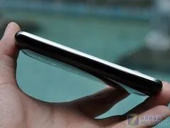 时尚靓机 8GB苹果iPhone 3GS售价小降