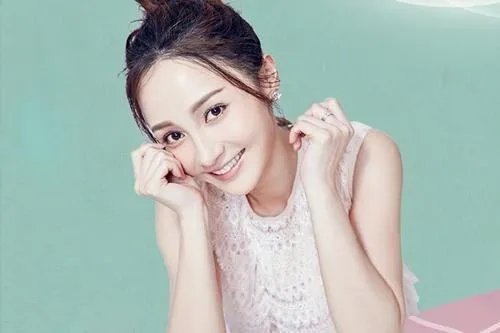 姚笛至今没有删除合影,是否说明旧情未断有和好的可能?