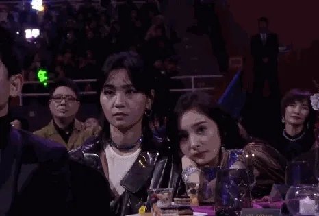 2018爱奇艺尖叫之夜，如何看待娜扎和杨幂的美？