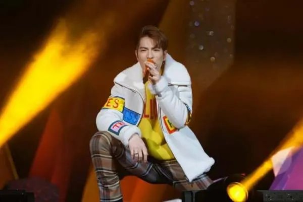 萧敬腾都唱过哪些歌？唱功如何？