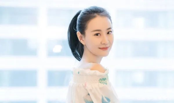 《伪装者》播出6年:女主角无戏可拍,三位女配角却红得发紫,这是为何?