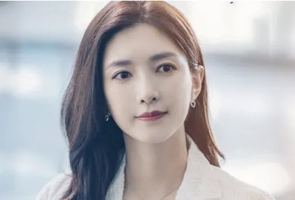 《三十而已》王漫妮的官配是谁？王漫妮最后会和谁在一起？