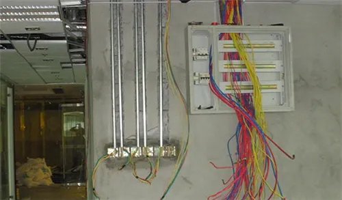 直流电与交流电的区别有哪些