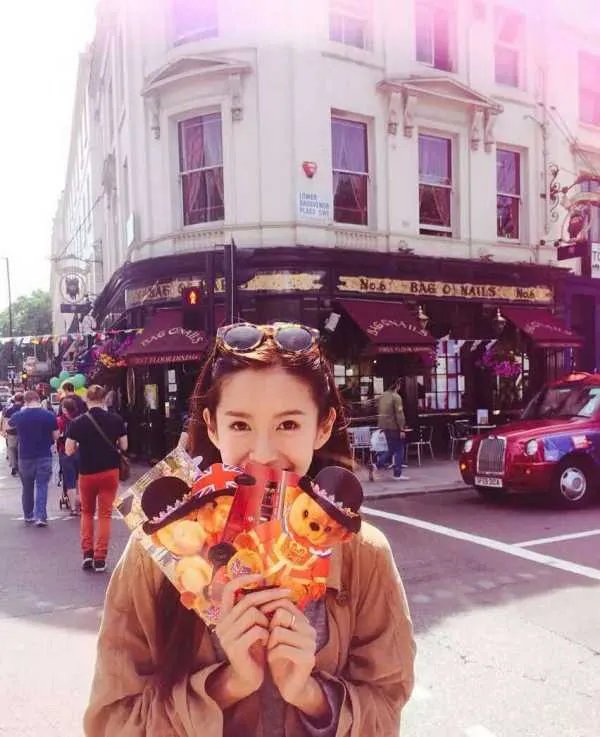 样貌气质都很出色的影视女演员张子萱，她都有哪些作品，为什么火不起来？