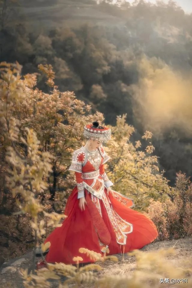 大家喜欢暖色调的照片还是冷色调的？为什么？