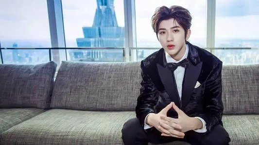 蔡徐坤为啥恋情不断？