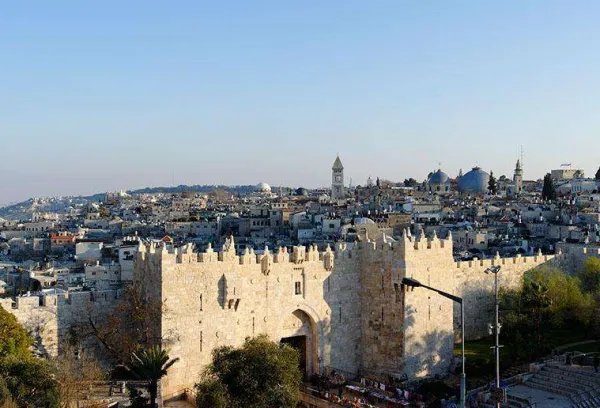 叙利亚首都大马士革多个居民区遭袭击情形如何?