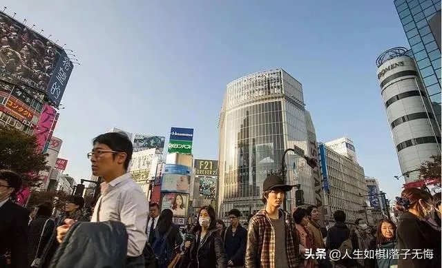 如果想要进高盛这类的知名投行,本科必须是清北复交吗?需要学什么专业?