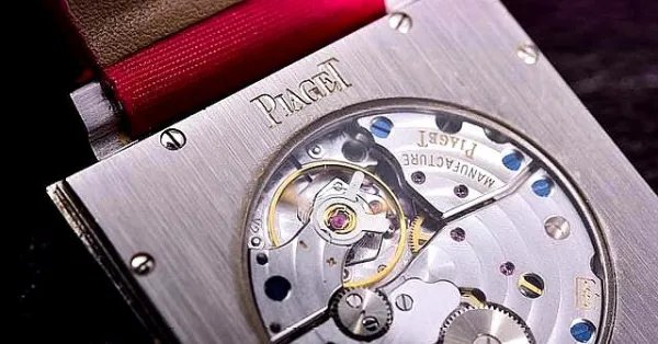 如何辨别伯爵手表的真伪