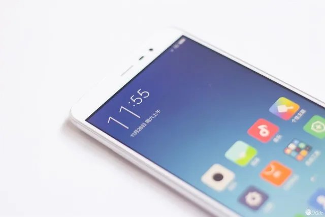 款款焊门将 盘点Redmi历代手机中经典机型