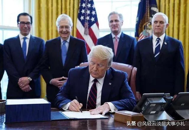 美国现任总统特朗普要求参议院调查前总统奥巴马是何居心？