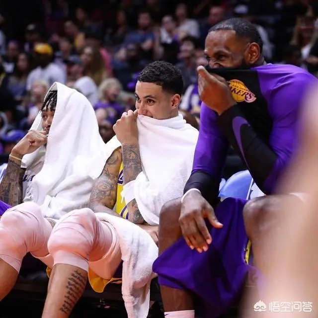 真相大白!湖人内讧为不实消息,库兹马被冤枉,知名体育博主辟谣,你怎么?