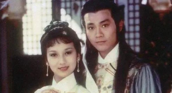 沈殿霞和郑少秋究竟是什么关系，他们之间有何恩怨纠葛？