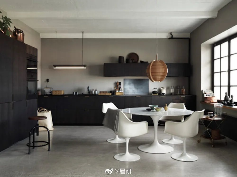 酷酷的暗黑空间，适合酷酷的朋友