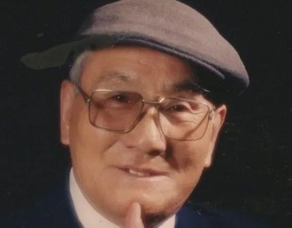 成龙的师傅是谁?